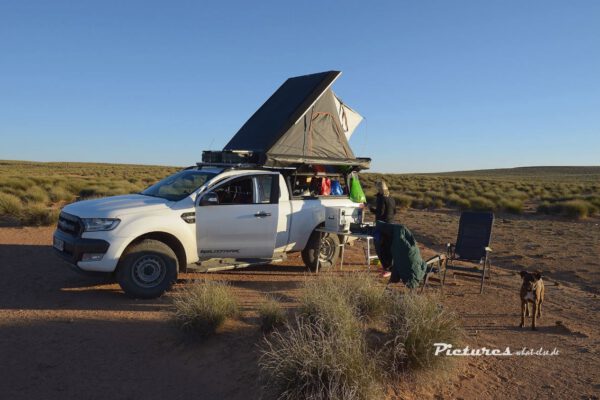 Dachzelt auf Anhänger mit Heizung. Keine schlechte Idee ;) #dachzelt  #ontheroad #diy #roadtrip #repost