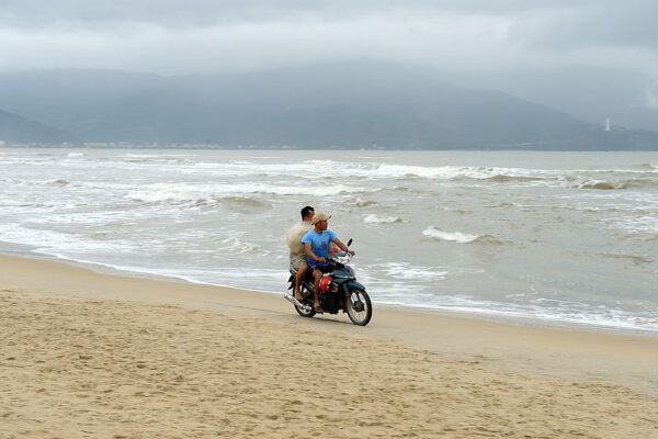 Da Nang-Fischernetze kann man auch ohne Boot transportieren