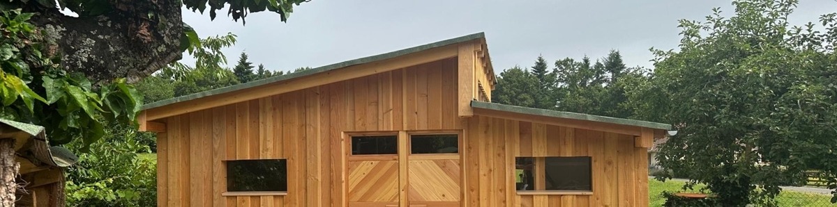 Gartenhaus aus Holz fertiggestellt